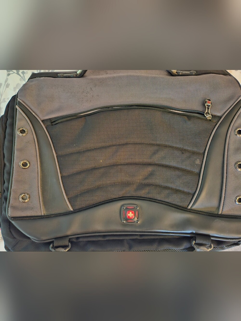 Wenger Victorinox Mainframe 16" Laptop Briefcase
